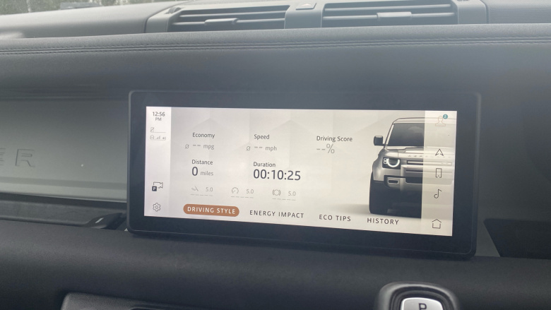 Land Rover Defender 2.0 P300 SE 110 5dr Auto Petrol Estate